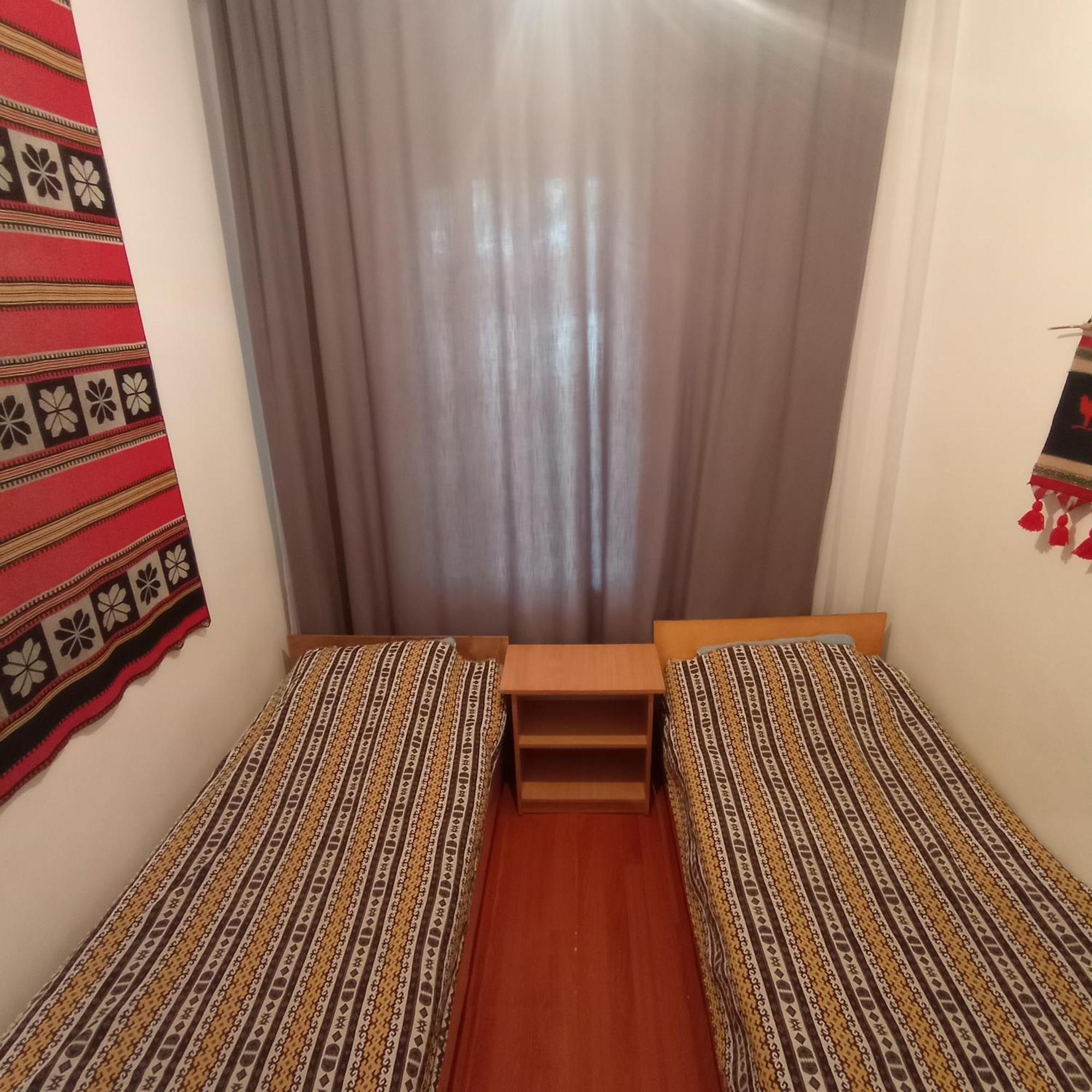 Kgb Home Hostel Bisjkek Eksteriør billede