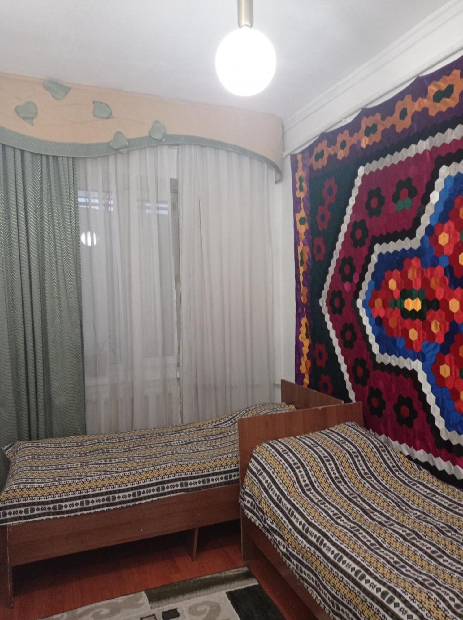 Kgb Home Hostel Bisjkek Eksteriør billede