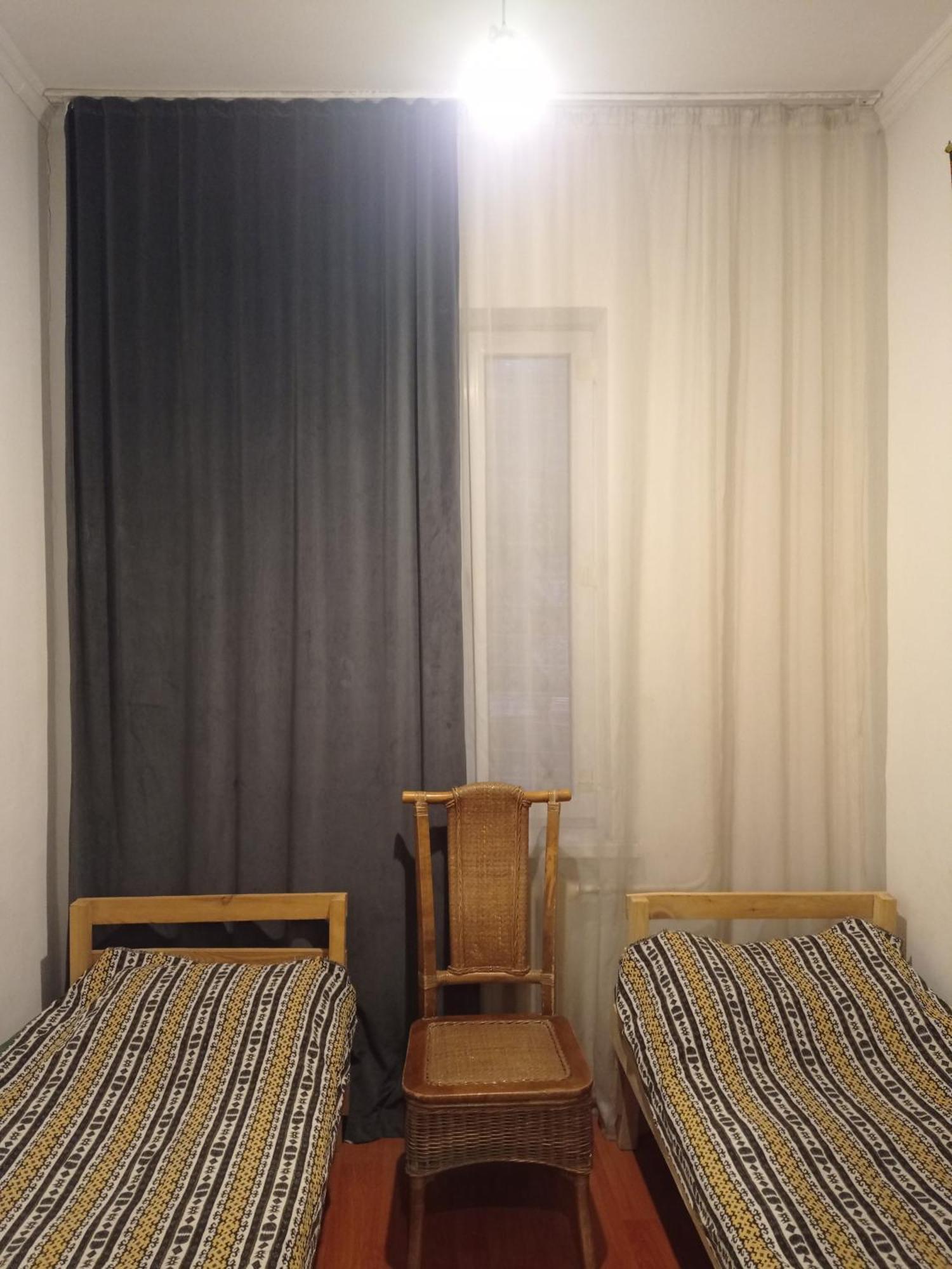 Kgb Home Hostel Bisjkek Eksteriør billede